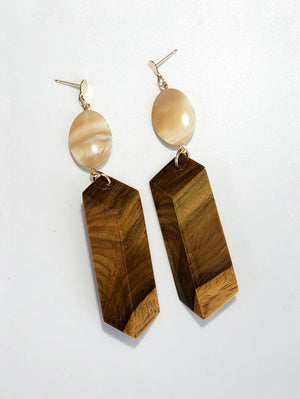 Shell Guayacán Earrings